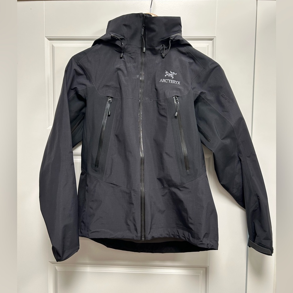 Arc'teryx Black Jacket XS